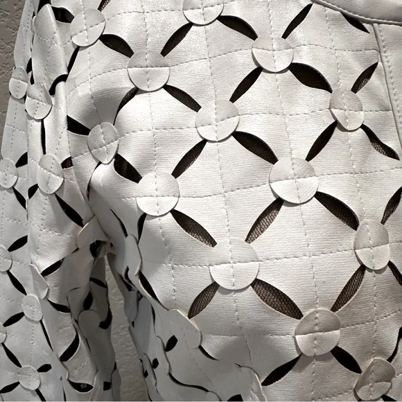 +T & W+ Designs jacket - Picture 3 of 4